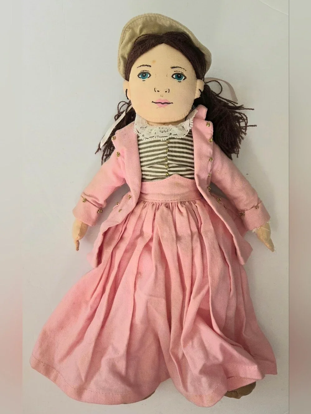 LOT OF 9 HISTORICAL CLOTH DOLLS, PAINTED FACES, COLONIAL WILLIAMSBURG FOUNDATION
